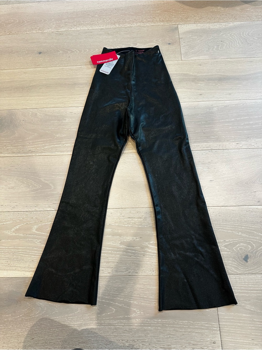 Commando Faux Leather Crop Flare Pants NWT sz XS - Picture 4 of 9